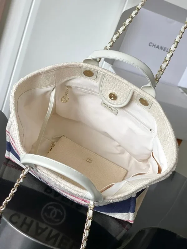 9889faa5-363c41587dba.webp Chanel Crossbody Shopping Bag 35cm/ 13.8in White, Designer Handbags, Women’s Purse, luxury bags, Chanel bags