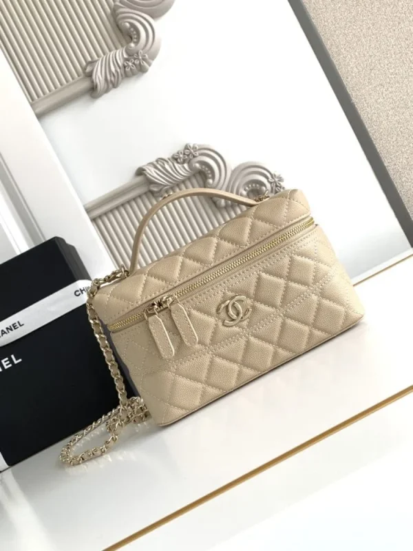 9ec8195f-50fcb630b61e.webp Chanel 25C Vanity Case Beige 20cm, Designer Handbags, Women’s Purse, luxury bags, Chanel bags