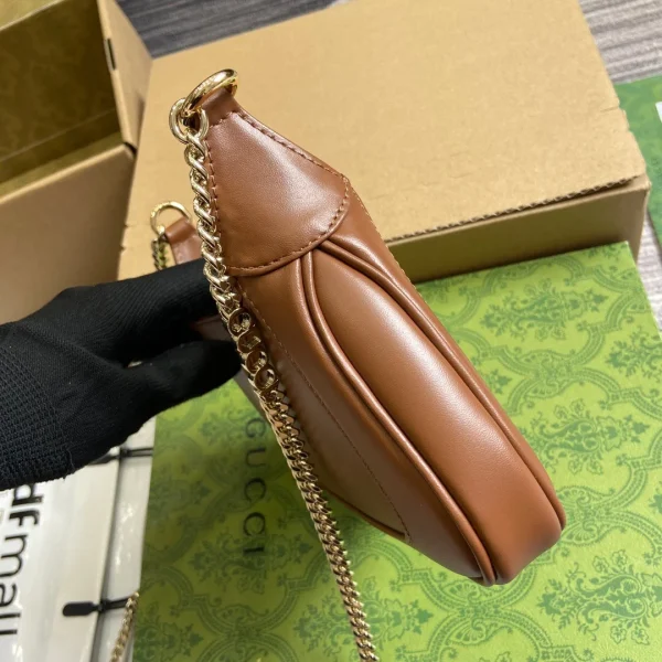 9ee81a51-3b68e1653948.webp Gucci Jackie 1961 Mini Hobo Bag Brown 19cm