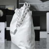 Anh-man-hinh-2023-09-24-luc-23.58.36-dd2d797be5f4.webp Chanel 22 Handbag White 42Cm/16.4in As3261 With Silver, Designer Handbags, Women’s Purse, luxury bags, Chanel bags