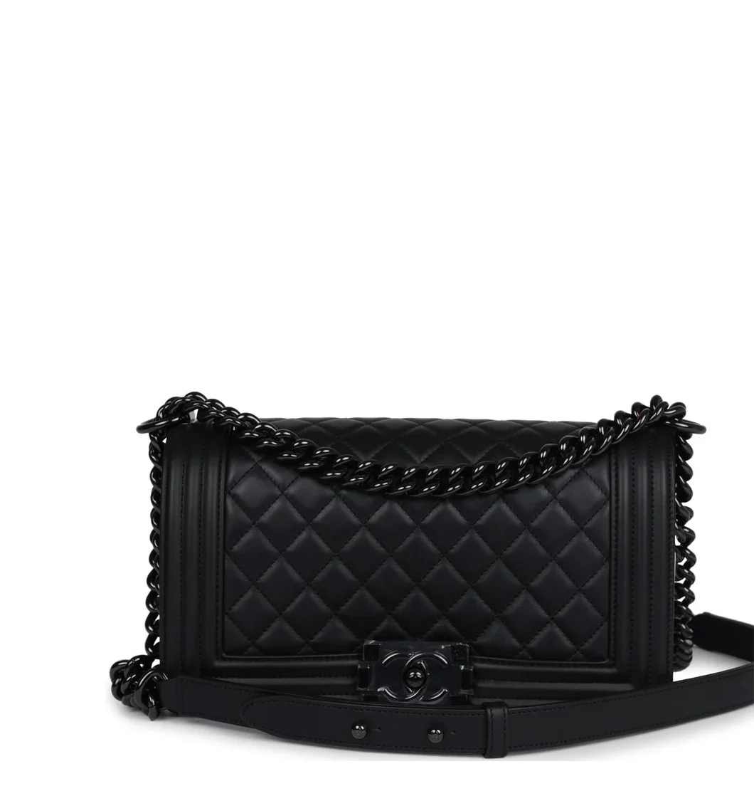 Medium Boy Bag SO Black Calfskin Black Hardware - view 1