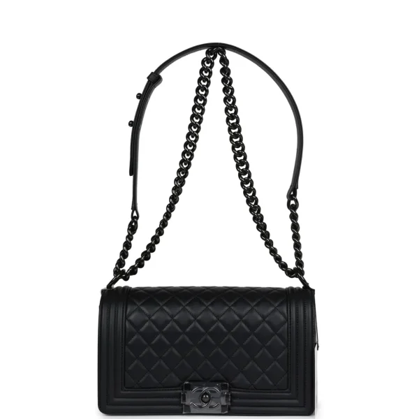 C-B-240523-1-07_1024x1024.webp Medium Boy Bag SO Black Calfskin Black Hardware