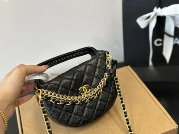 Chanel Pouch Grained Shiny Calfskin Black 17Cm/6.7in Ap3943 B16288 94305, Designer Handbags, Women’s Purse, luxury bags, Chanel bags