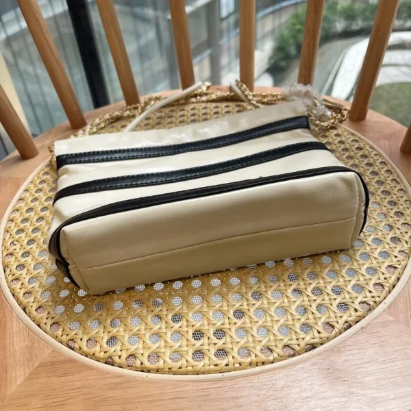 CNB5-3-1-649495e2ea7a.webp Chanel 22 Small Handbag Black White Gold Tone Metal 19Cm/7.5in As3980 B16652 Ny081, Designer Handbags, Women’s Purse, luxury bags, Chanel bags