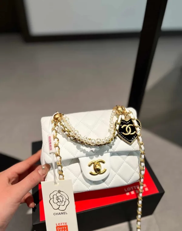CNBB1-1-2-6f9d2818ed10.webp Chanel Mini Flap Bag White 17Cm/6.7in As4385, Designer Handbags, Women’s Purse, luxury bags, Chanel bags