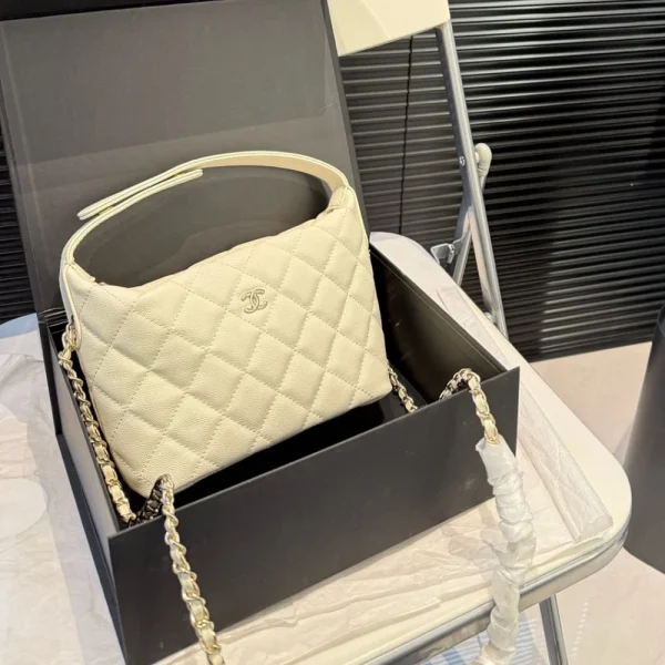 CNBB1-2-2-a4ef52e5c248.webp Chanel 25C Hobo Bag Caviar White 21cm/8.5in, Designer Handbags, Women’s Purse, luxury bags, Chanel bags