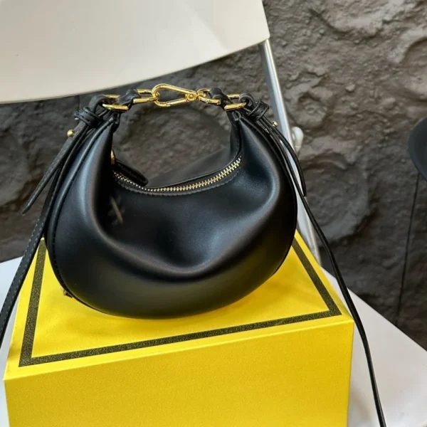 CNBB1-90-8beb411c5633.webp Fendi Fendigraphy Mini Leather Bag Black 20Cm