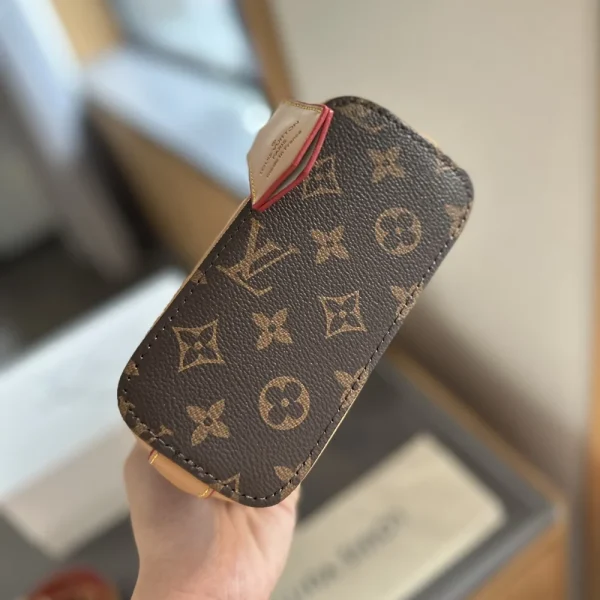 CNBB7-5-1-1-2a09abf21ea6.webp Louis Vuitton Alma Nano Bag Monogram Brown 18Cm M82717, Designer Handbags, Womens Purse, luxury bags