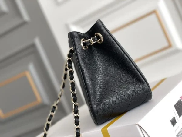 Chanel-Grained-Embossed-Hobo-Bag-Black3-a3c18fcbf9eb.webp Chanel Grained Embossed Hobo Bag Black 17Cm/6.7in, Designer Handbags, Women’s Purse, luxury bags, Chanel bags