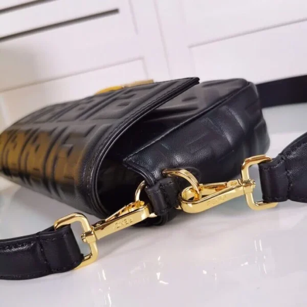 FBLB2706-78e7890e69c6.webp Fendi Baguette Leather Black Nappa Bag 27Cm