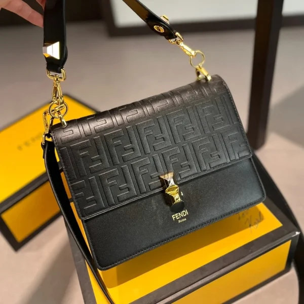 Fendi Logo Embossed Kan I Black 24Cm