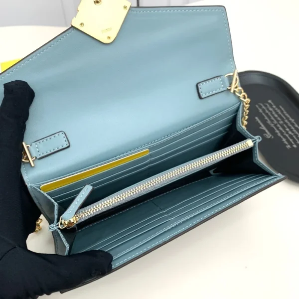 FDB8-1-5eab85570f44.webp Fendi Ff Diamonds Continental With Chain Leather Wallet Green Blue 19Cm