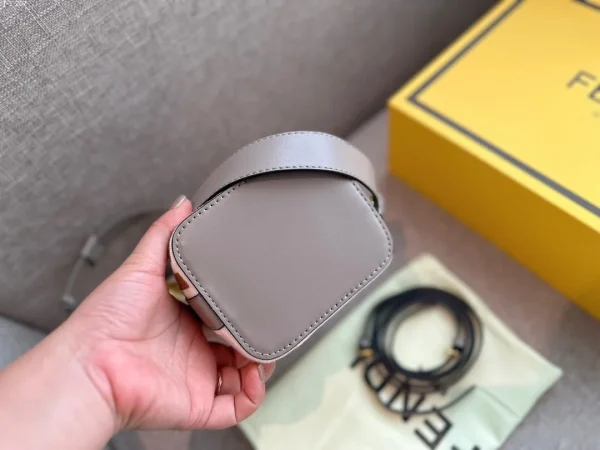 FDBB6-1-fda79efd19c3.webp Fendi Mon Tresor Mini Bag Multicolor Canvas 18Cm