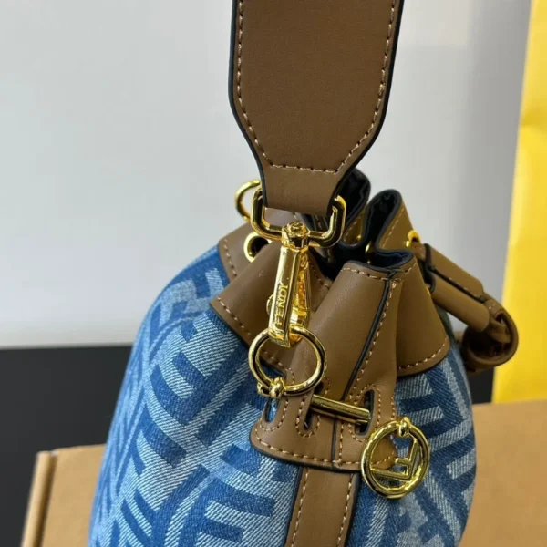 FDM1-3-1f1c55958689.webp Fendi Mon Tresor Light Blue Ff Denim 12Cm