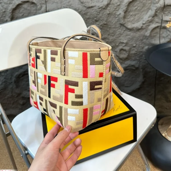 FDM4-2-e92e3019d270.webp Fendi Small Roll Multicolour 23Cm