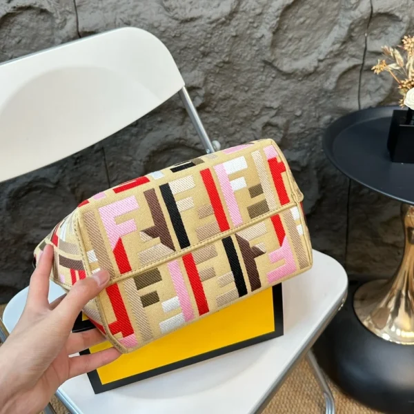 FDM6-2-2cd3667aa060.webp Fendi Small Roll Multicolour 23Cm