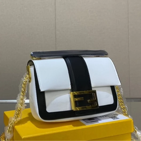 FDWM1-ef4874f9e63d.webp Fendi Women Mini Baguette Chain Shoulder Bag White 19Cm