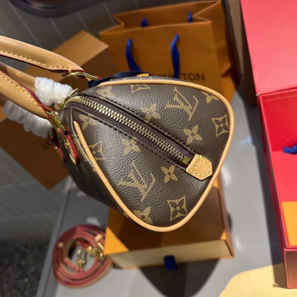 GCSS3-10-2-75495983ce6c.webp Louis Vuitton Tote Ribera Monogram 23Cm, Designer Handbags, Womens Purse, luxury bags