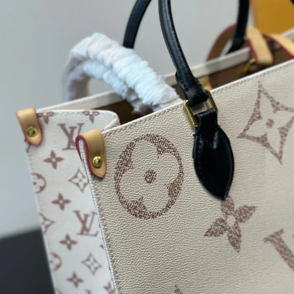 GCSS4-8-2-78035cf1568c.webp Louis Vuitton OnTheGo MM Tote Bag ‘Monogram Dune’ 35Cm M46912, Designer Handbags, Womens Purse, luxury bags