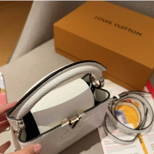 GCSS6-12-2-422e8cd14d5f.webp Louis Vuitton Capucines Mini White 21Cm N93701, Designer Handbags, Womens Purse, luxury bags