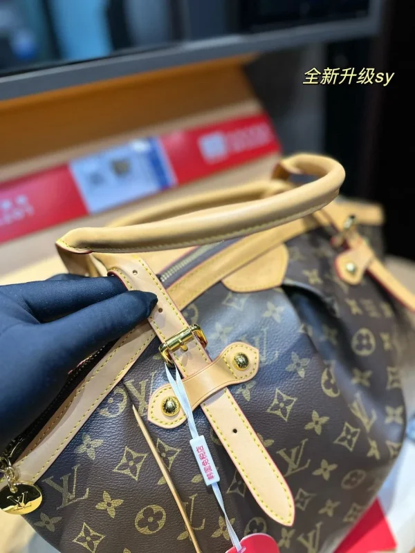 IMG-20251029-WA0079-030ac800ae35.webp Louis Vuitton Monogram Tivoli Gm Bag 32Cm, Designer Handbags, Womens Purse, luxury bags
