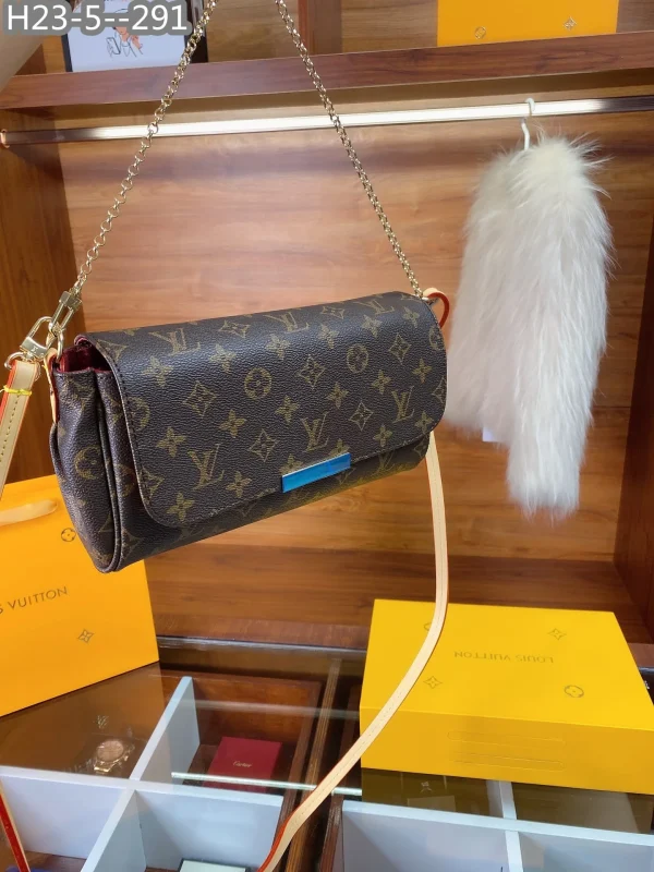 LBL05-13-4424f3c8f89d.webp Louis Vuitton Favorite Mm Chain Shoulder Bag 24Cm, Designer Handbags, Womens Purse, luxury bags