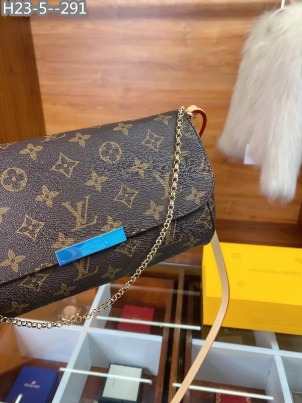 LBL08-10-cd279cf022be.webp Louis Vuitton Favorite Mm Chain Shoulder Bag 24Cm, Designer Handbags, Womens Purse, luxury bags