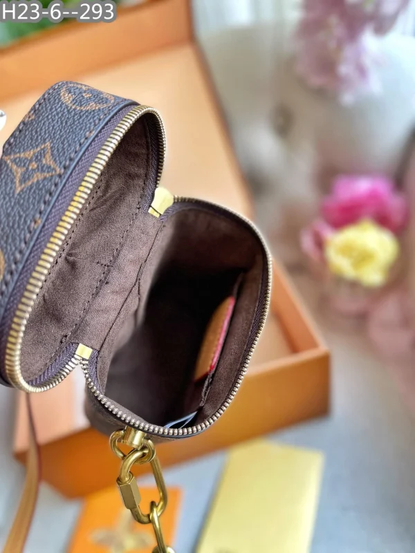 LBL09-18-49722011fbb7.webp Louis Vuitton Phone Box Monogram Legacy Brown 18Cm M44914, Designer Handbags, Womens Purse, luxury bags