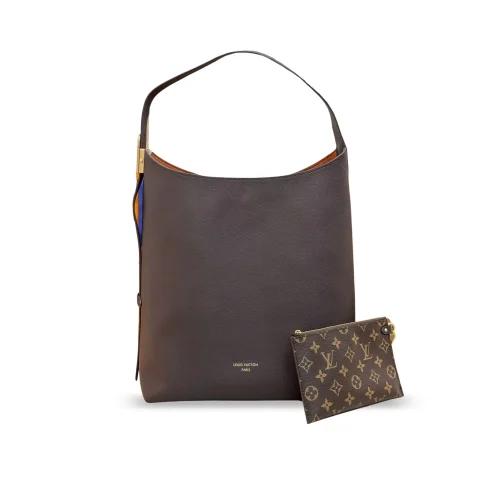 LV-92-23bd93d08e83.webp Louis Vuitton Low Key Hobo MM 35cm/ 13.8in, Designer Handbags, Womens Purse, luxury bags