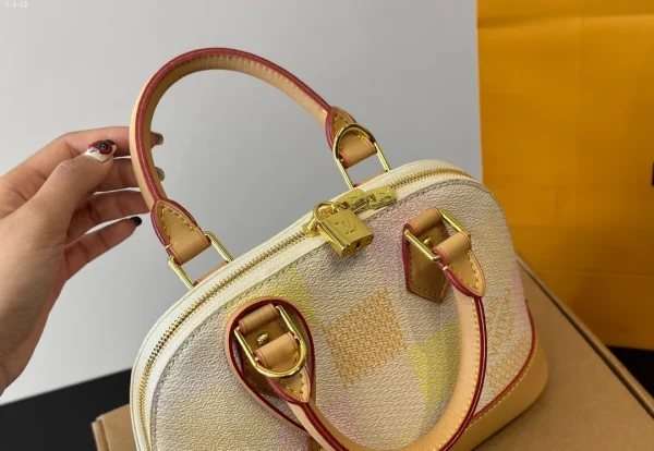 LV2-2-2-6c1c8141c2ac.webp Louis Vuitton Alma Bb Damier Canvas Peach 23Cm N40516, Designer Handbags, Womens Purse, luxury bags