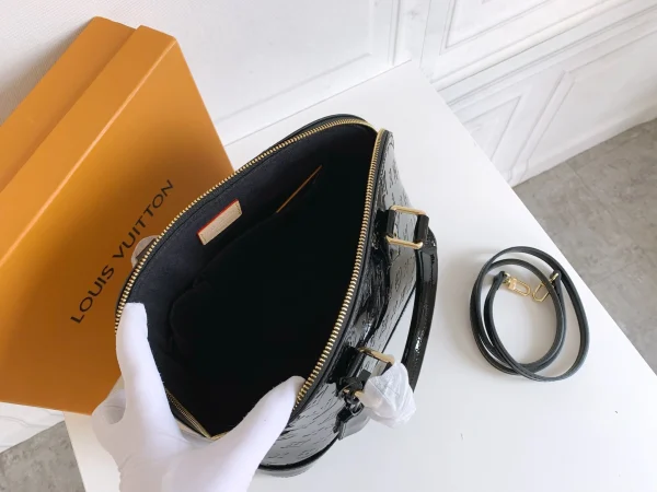 LVAB4-b011dd5acbe4.webp Louis Vuitton Alma Bb Monogram Vernis Leather Black 25Cm, Designer Handbags, Womens Purse, luxury bags