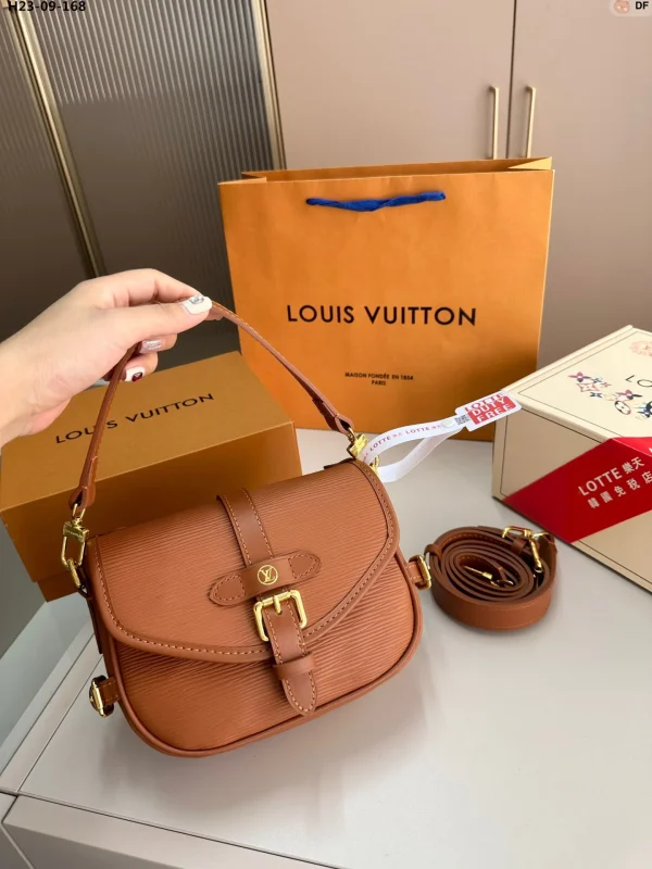 LVB011126-e3f7ee51d562.webp Louis Vuitton Saumur Bb Bag Brown 20Cm, Designer Handbags, Womens Purse, luxury bags