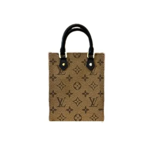 LVB03-87-dd4bdb13a564.webp Louis Vuitton Petit Sac Plat Monogram Light Brown 17Cm, Designer Handbags, Womens Purse, luxury bags