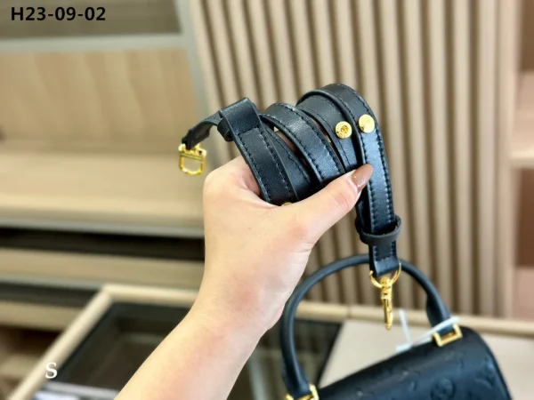 LVB108-1-e8a053183b89.webp Louis Vuitton Tilsitt Bag Monogram Black 23Cm, Designer Handbags, Womens Purse, luxury bags