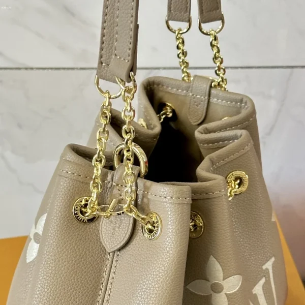 LVB5-2-c54793159160.webp Louis Vuitton Summer Bundle Bag Tourterelle Grey 28Cm M25453, Designer Handbags, Womens Purse, luxury bags