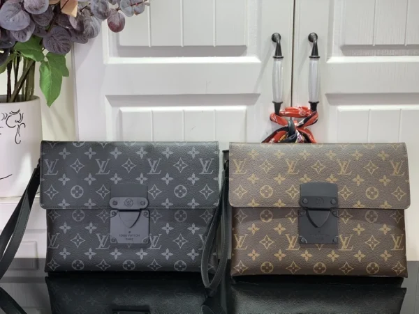 LVB62-2-5f1a574d5f83.webp Louis Vuitton S Lock A4 Pouch Black 28Cm, Designer Handbags, Womens Purse, luxury bags