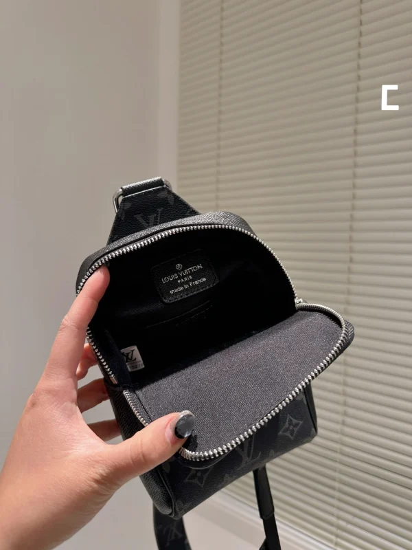 LVBAG-2_b345cb43-7f46-4fa4-a0b9-6a2cae70537b-8c6ded842420.webp Louis Vuitton Outdoor Slingbag 20Cm Black M30741, Designer Handbags, Womens Purse, luxury bags