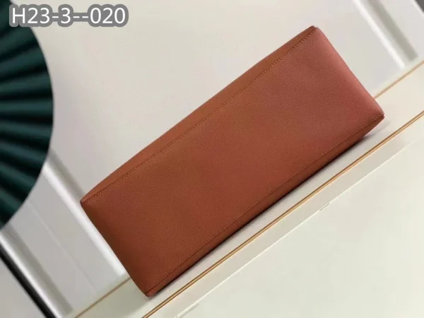 LVBAGS-5-139-0c1900b7a6c0.webp Louis Vuitton Lockme Shopper Brown 42Cm M58927, Designer Handbags, Womens Purse, luxury bags