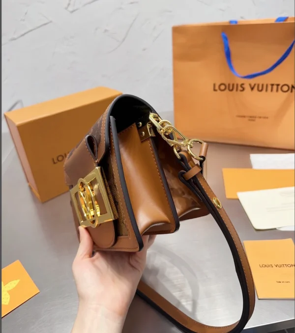 LVBAGS-7-8-24d90d312511.webp Louis Vuitton Mini Dauphine Lock Xl Brown 20Cm M46537, Designer Handbags, Womens Purse, luxury bags