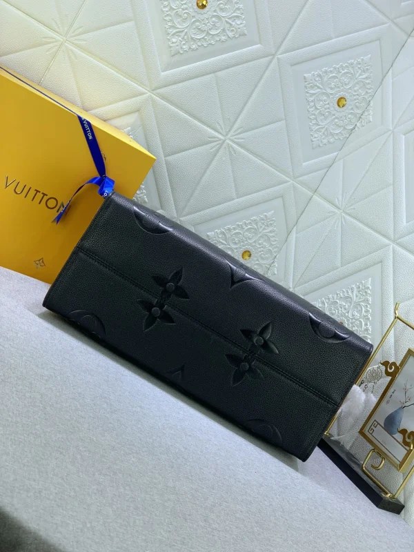 LVBAGS-8-125-8619c225413d.webp Louis Vuitton LV Crafty Onthego Gm Black 41Cm, Designer Handbags, Womens Purse, luxury bags