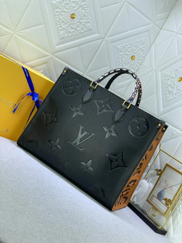 LVBAGS-9-116-1b539719a823.webp Louis Vuitton LV Crafty Onthego Gm Black 41Cm, Designer Handbags, Womens Purse, luxury bags