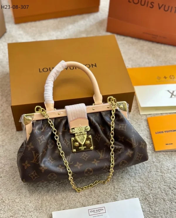 LVBB01-20-1-60817602cbdf.webp Louis Vuitton Monogram Clutch Bag Brown 28Cm M46544, Designer Handbags, Womens Purse, luxury bags