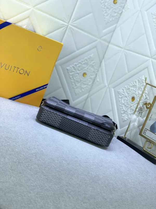 LVBB6-2-c4aa2f1cd9db.webp Louis Vuitton Trio Messenger Bag Damier Canvas Black 25Cm N50017, Designer Handbags, Womens Purse, luxury bags
