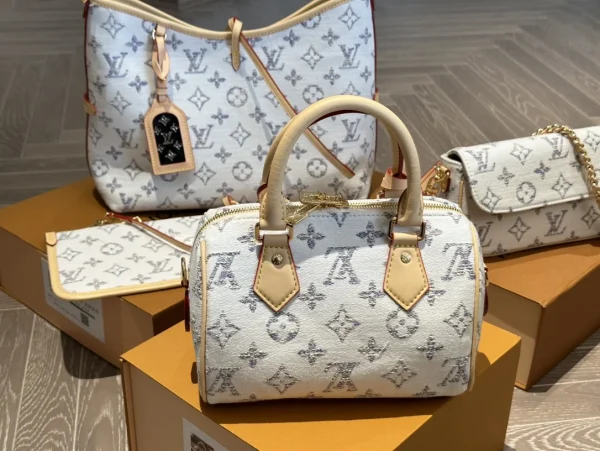LVBMB6-d7d7986c8a0a.webp Louis Vuitton Speedy Bandoulire 20 Multicolor Beige 20Cm M24709, Designer Handbags, Womens Purse, luxury bags