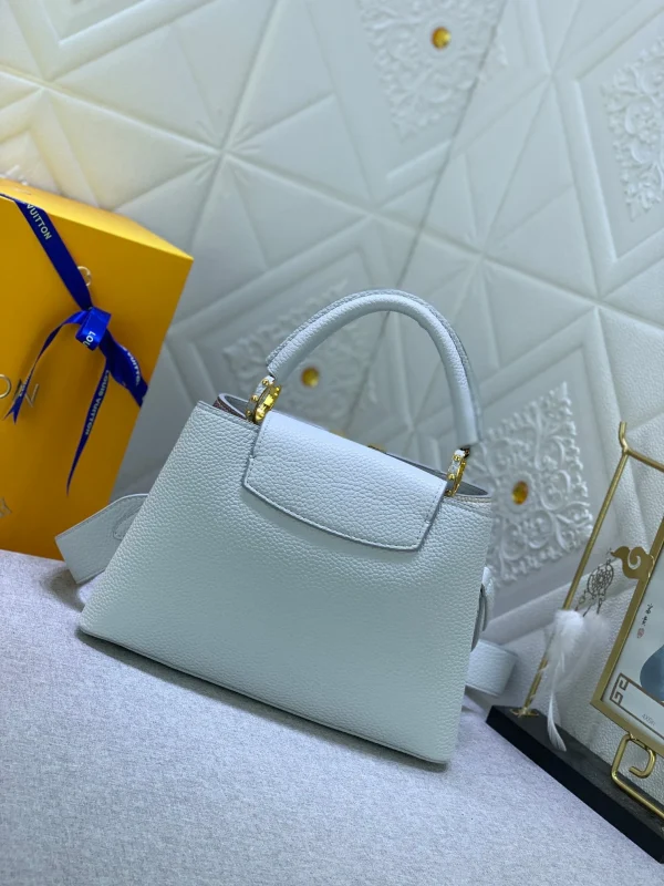 LVCIA07-67a6ff7dcbd1.webp Louis Vuitton Capucines Ice Age White 27Cm, Designer Handbags, Womens Purse, luxury bags