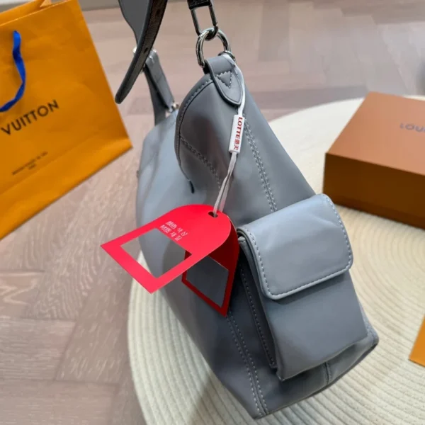 LVGR5-69c87d384151.webp Louis Vuitton Carryall Dark Mm Gris Trianon 39cm/15.4in M12583, Designer Handbags, Womens Purse, luxury bags