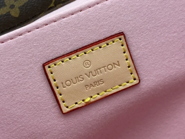 LVPB2-d62e0abdb989.webp Louis Vuitton Pochette M Tis Monogram Coated Canvas 25Cm M47203, Designer Handbags, Womens Purse, luxury bags