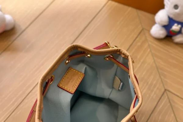 LVS8-905ff7704f76.webp Louis Vuitton Nano No Damier Canvas Pistachio 16Cm N40640, Designer Handbags, Womens Purse, luxury bags