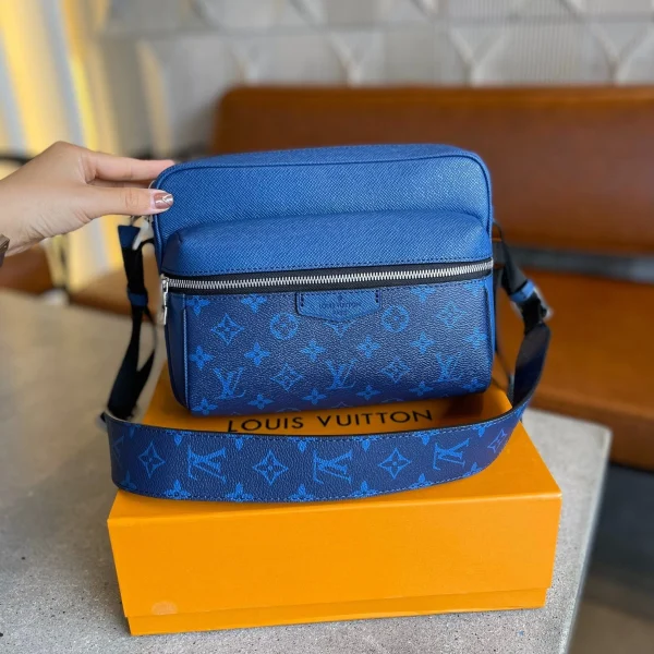 Louis-Vuitton-Outdoor-Messenger-Navy-Blue-25Cm-M30242-32ad7153869e.webp Louis Vuitton Outdoor Messenger Navy Blue 25Cm M30242, Designer Handbags, Womens Purse, luxury bags