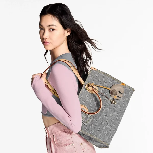 Lv1-b06349d355b2.webp Louis Vuitton OnTheGo MM Bag ‘Washed Grey M13189 32cm/ 12.6in, Designer Handbags, Womens Purse, luxury bags